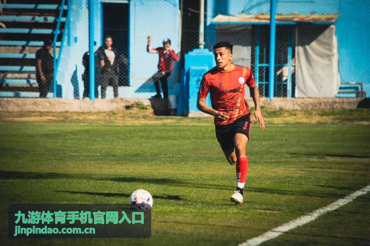 九游体育手机官网入口 版本号识别与更新提醒